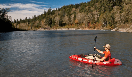 I migliori kayak in offerta per l’estate: qualità a prezzi imbattibili!